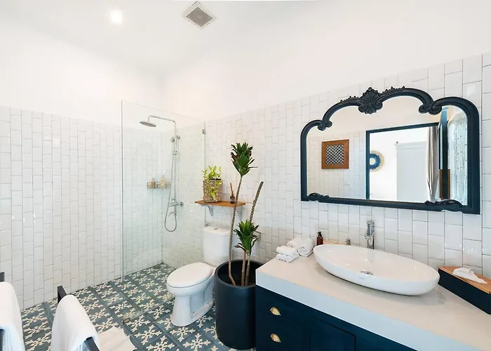 Luxe 5 Bed, Sleeps 10, Butler, Walk To Shopscafe *