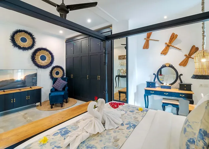 Luxe 5 Bed, Sleeps 10, Butler, Walk To Shopscafe Seminyak